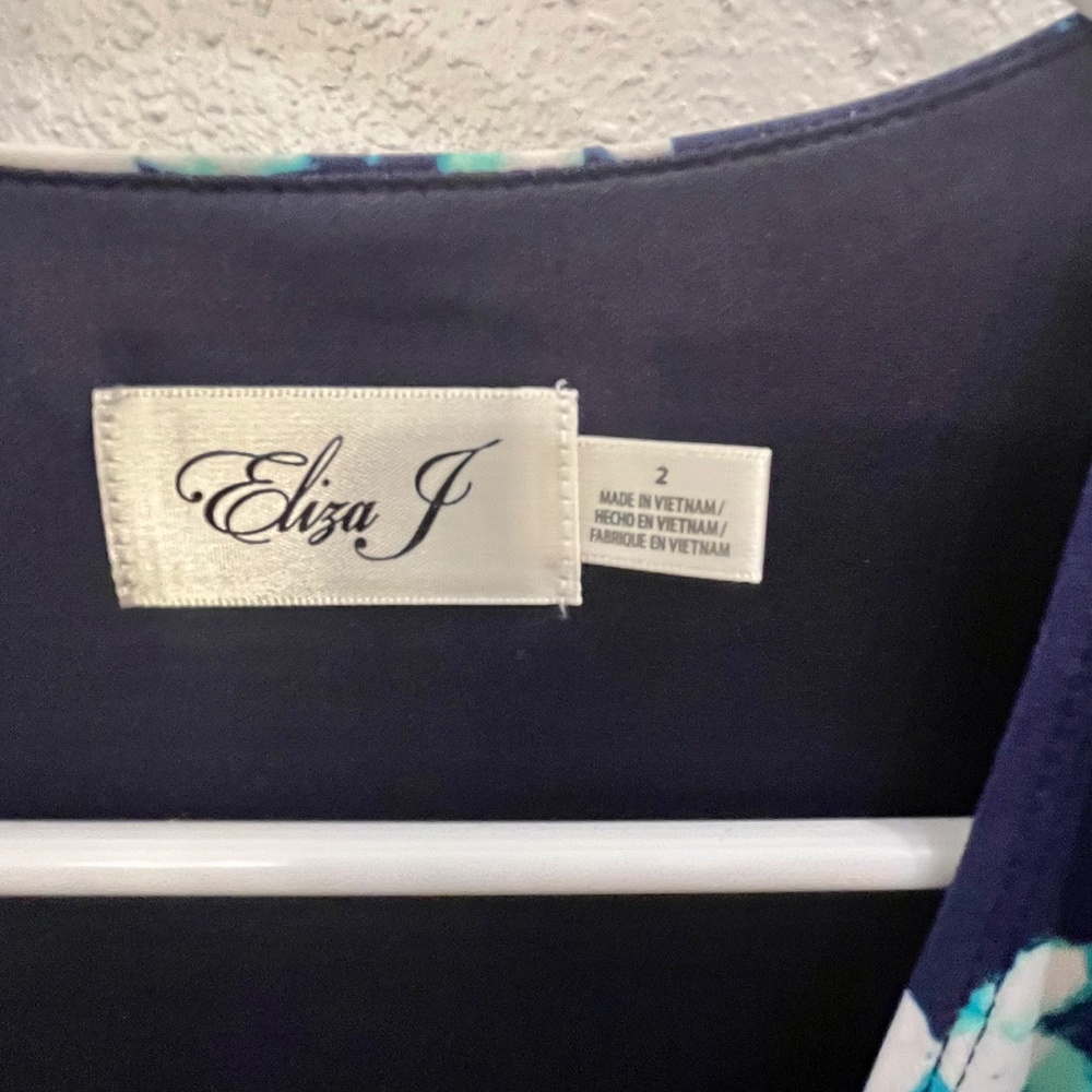 NWT Eliza J Women's Floral Printed Faux Wrap Surplus Bodice Dress Size 2 - Picture 7 of 12